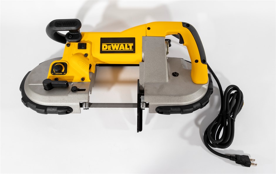 No Reserve DeWalt Band Saw & Generic Plastic Pallets 