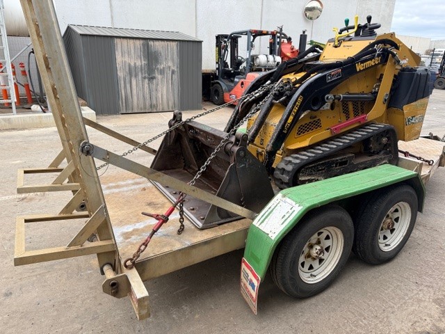 2021 Vermeer Mini Loader & 2017 Tandem Plant Trailer