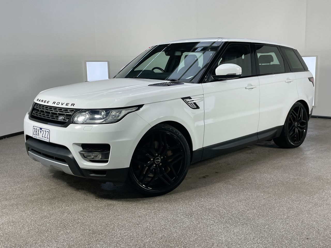 2013 Land Rover Range Rover Sport 3.0 SDV6 HSE L494 Turbo Diesel Automatic - 8 Speed Wagon
