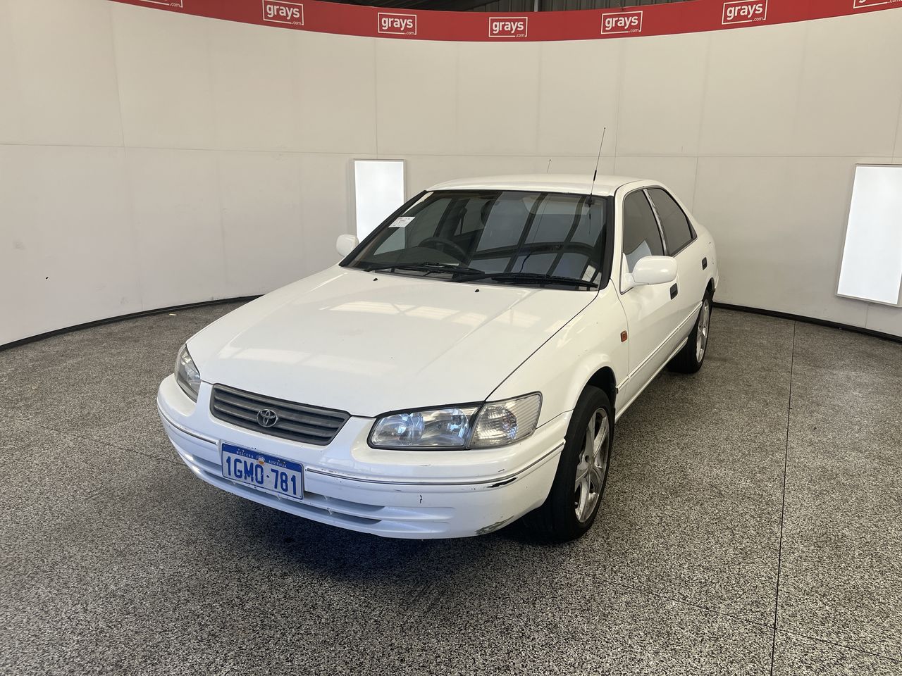 2002 Toyota Camry Conquest SXV20R 