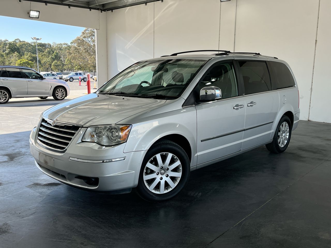 2010 Chrysler Grand Voyager Limited RT Automatic 7 Seats 