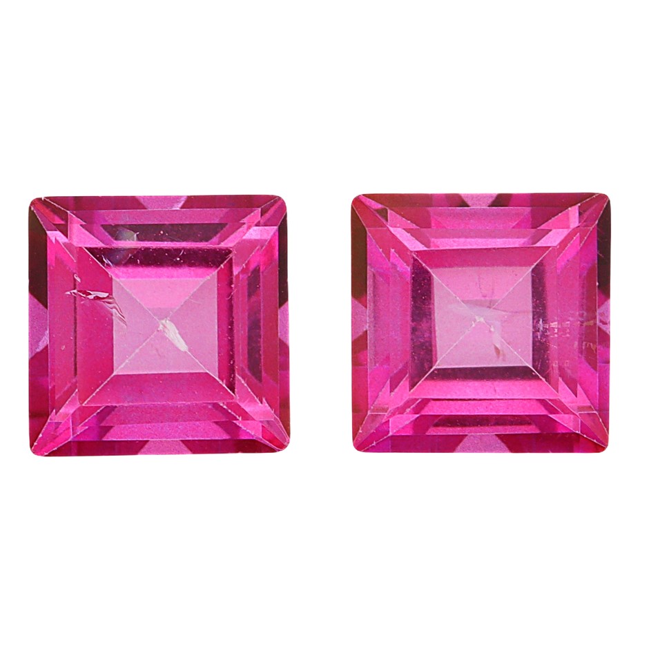 4.64 Carats Pink Topaz