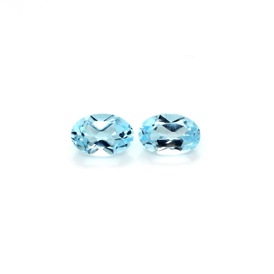 1.37 Ct Two Oval Blue Topaz Gemstone