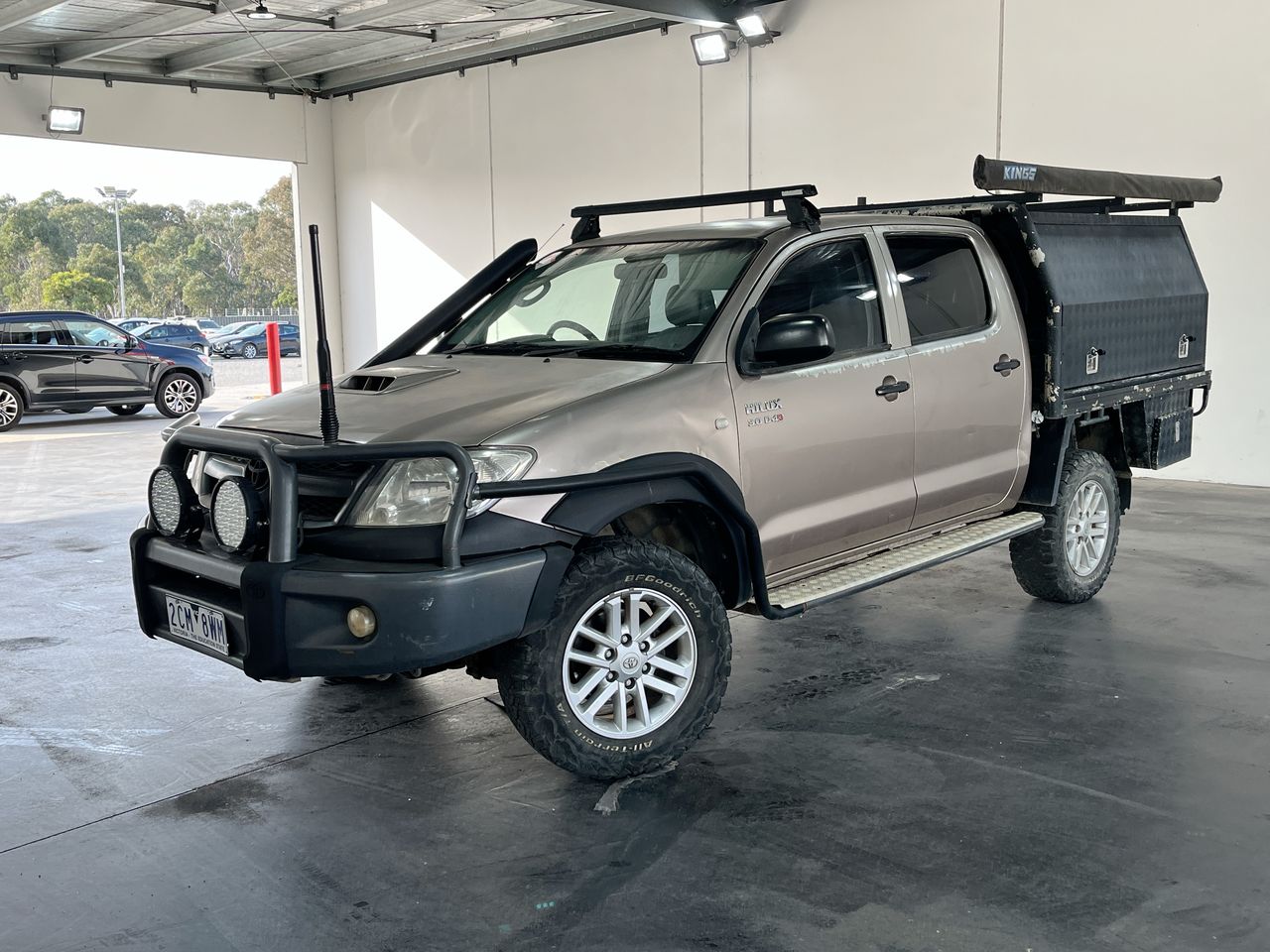 2005 Toyota Hilux SR (4x4) KUN26R Turbo Diesel Manual Dual Cab