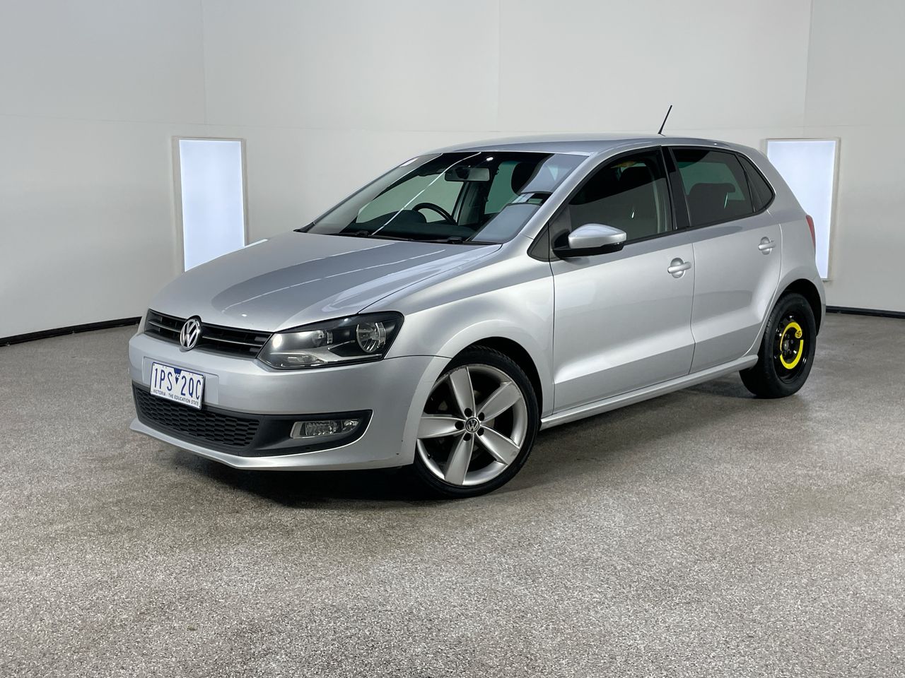 2010 Volkswagen Polo 77 TSI Comfortline 6R Manual Hatchback