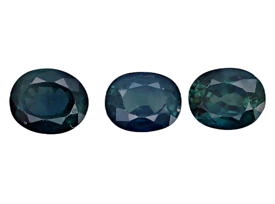 2.38 Carats Blue Sapphire