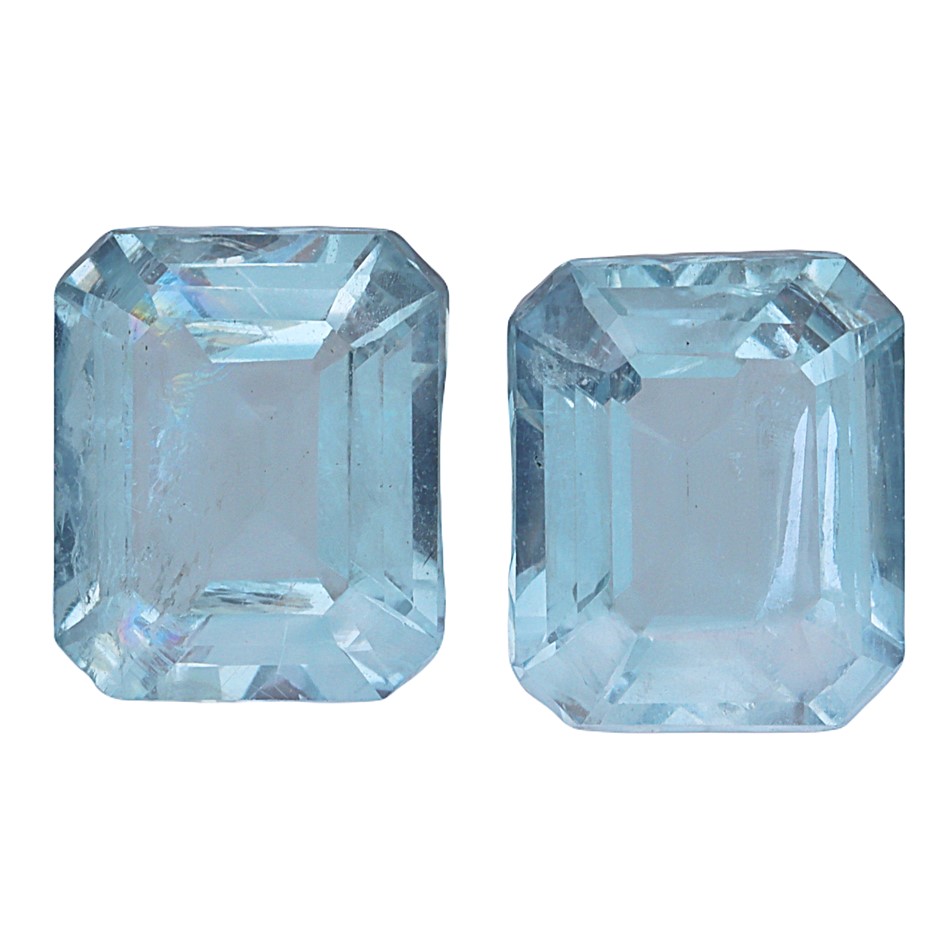 3.71 Carats Blue Aquamarine