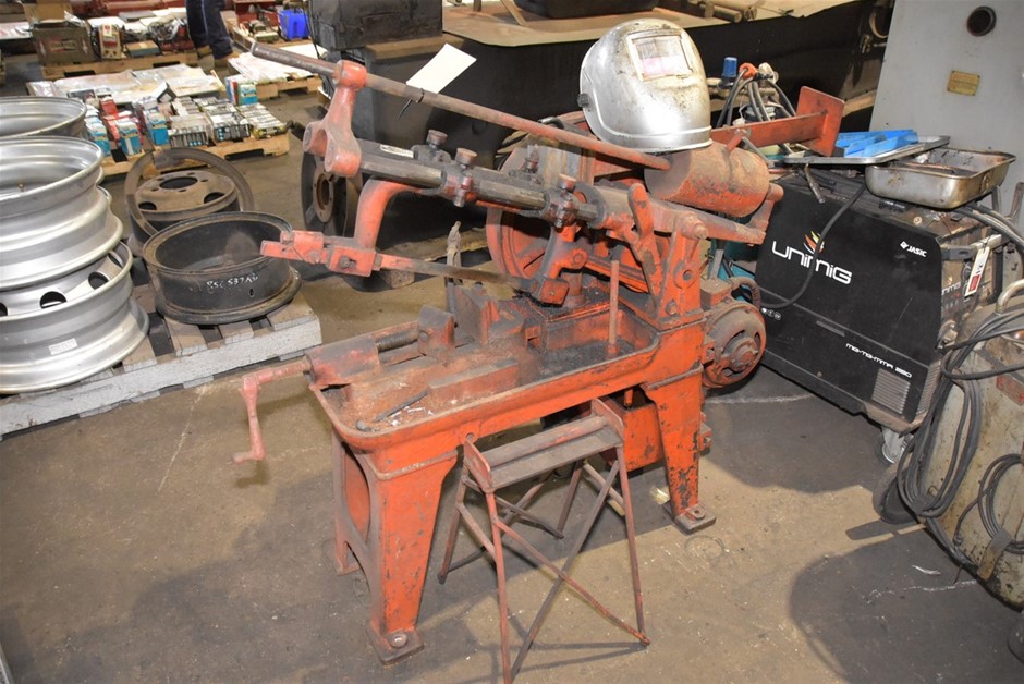 Belt Driven Metal Hacksaw