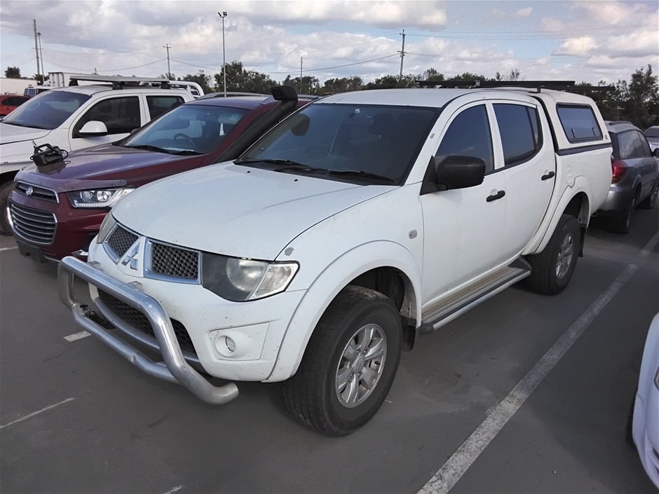 2012 Mitsubishi Triton 4X4 GL-R MN Turbo Diesel Manual 