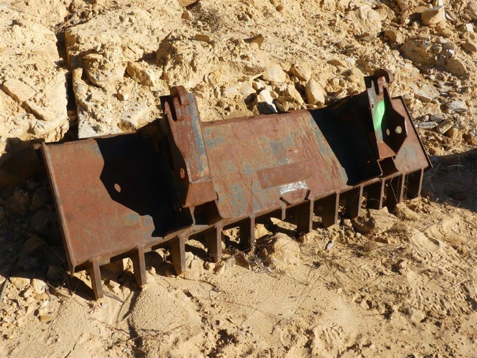 Reversable Stick Rake/Blade Assembly Auction (0044-5060273) | Grays ...