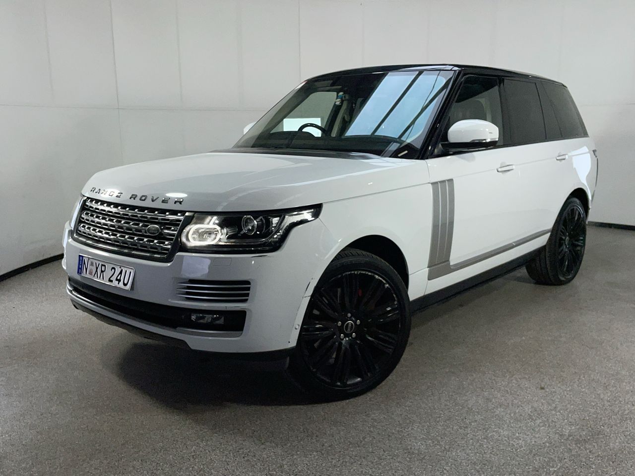 2013 Land Rover Range Rover V8 SC AUTOBIOGRAPHY Automatic - 8 Speed Wagon