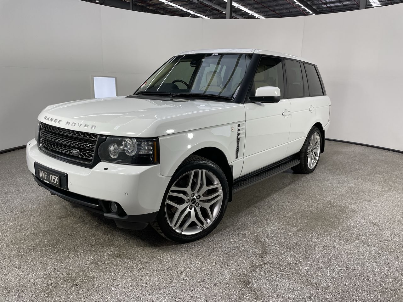 2012 Land Rover Range Rover Vogue TDV8 Turbo Diesel Auto - 8 Speed ...