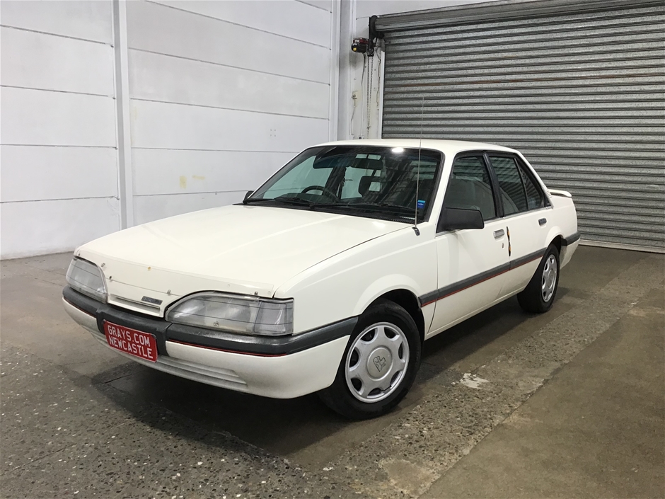 1988 Holden Camira JE Automatic Sedan