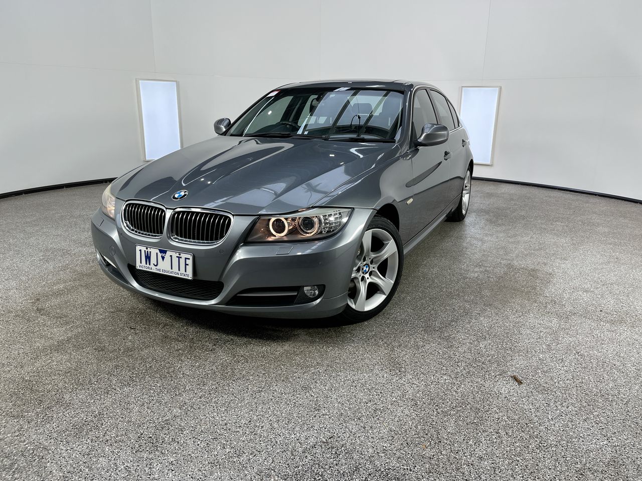 2011 BMW 3 23i E90 Automatic Sedan