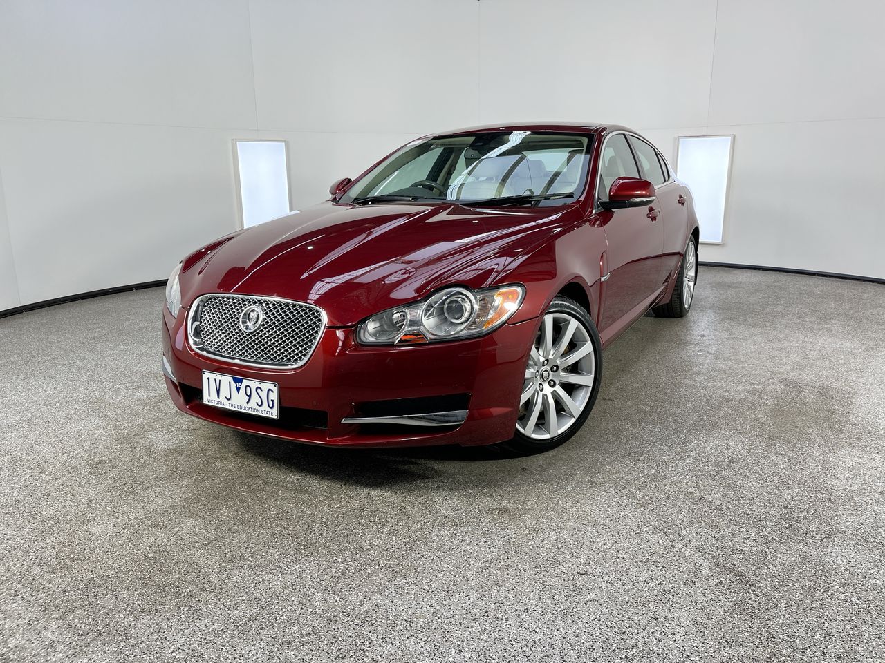 2009 Jaguar XF 5.0 V8 LUXURY Automatic Sedan Auction (0001-21054133 ...