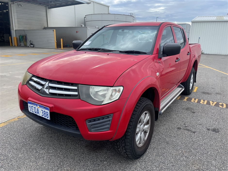 2014 Mitsubishi Triton 4X4 GLX MN 
