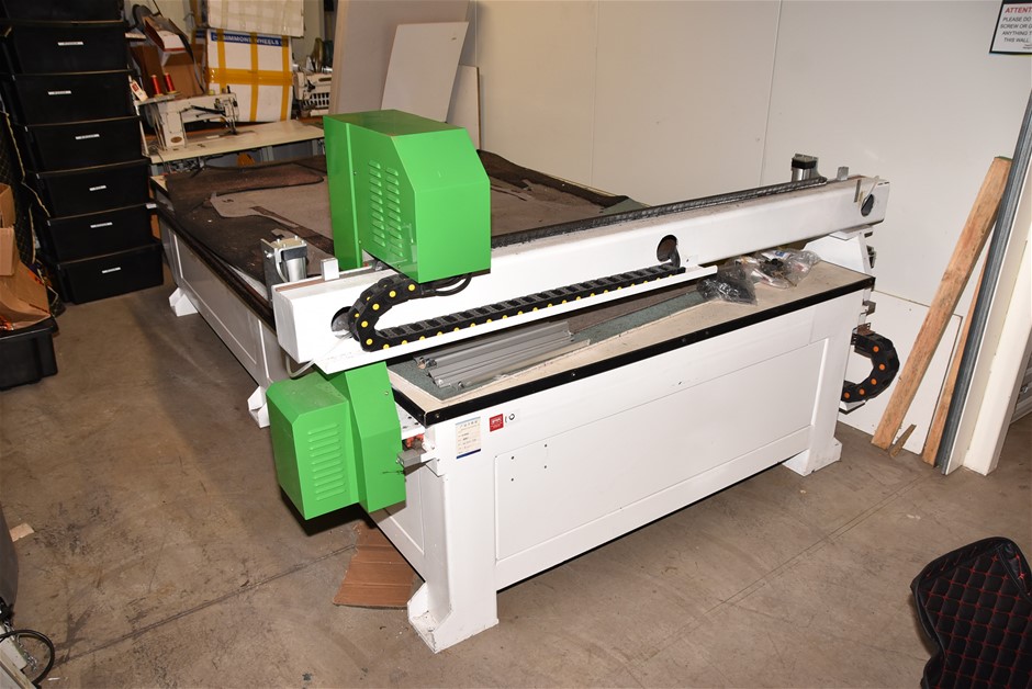 Unreserved CNC Router, Powertools & Equipment