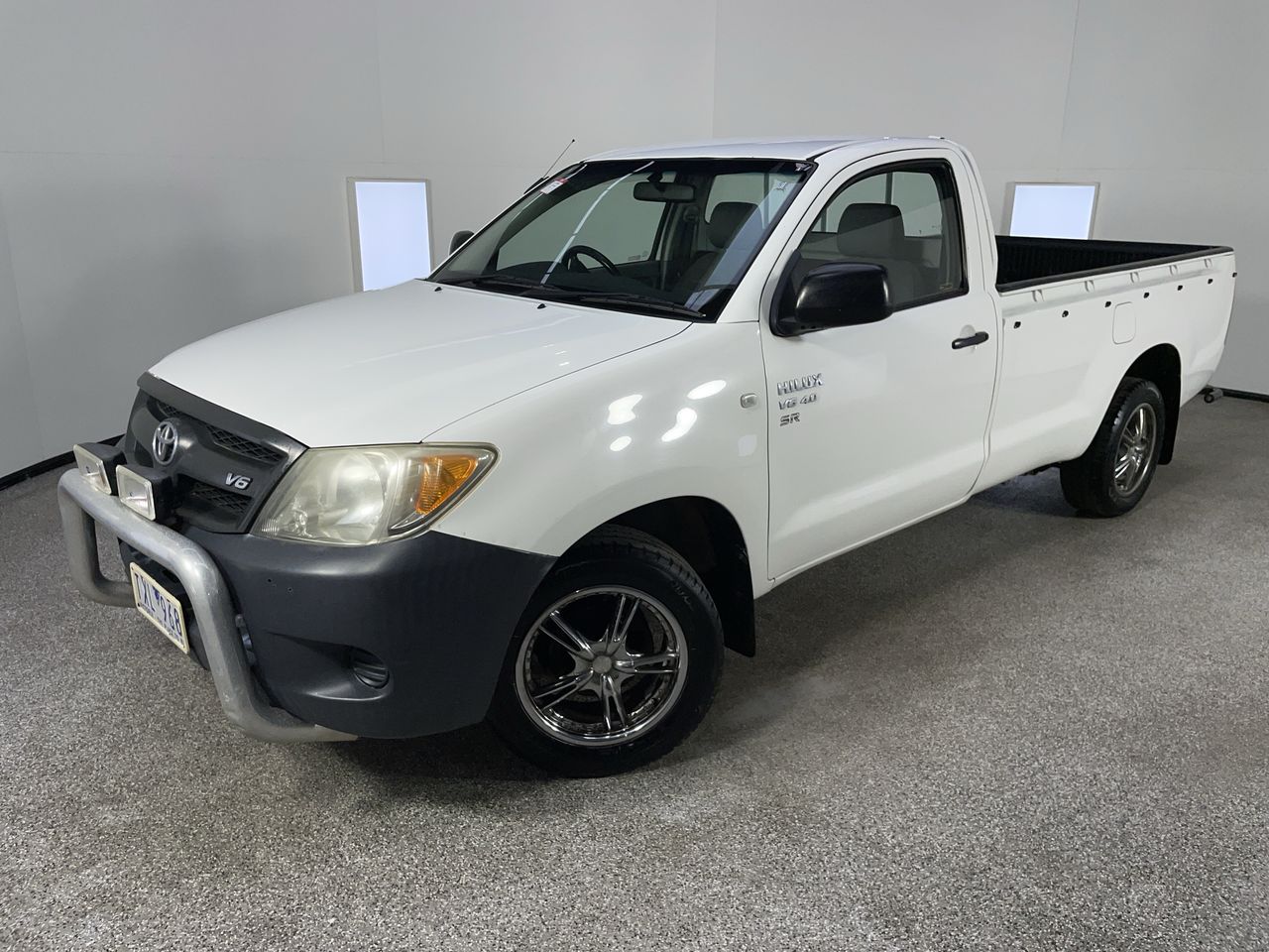 2005 Toyota Hilux SR GGN15R Automatic Cab Chassis