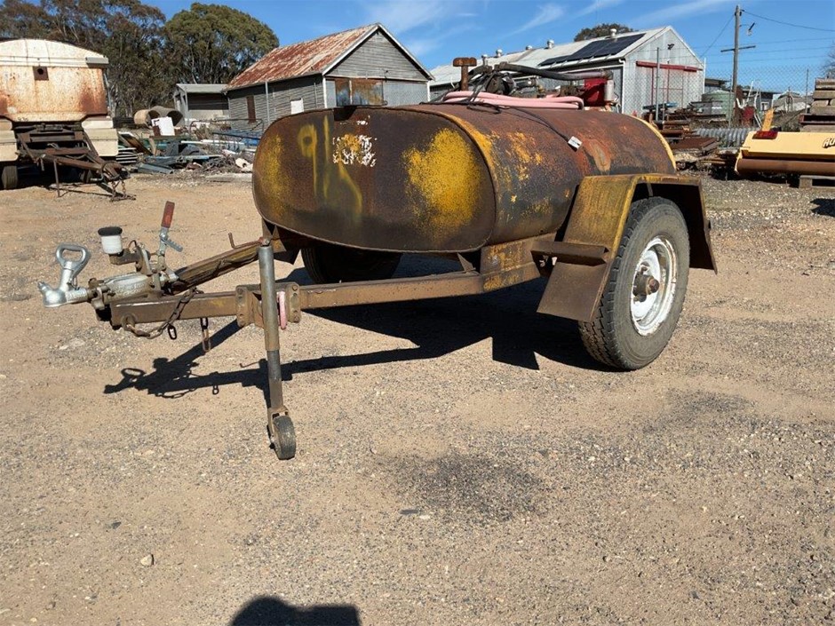 1975 Bates Single Fuel Tanker Trailer