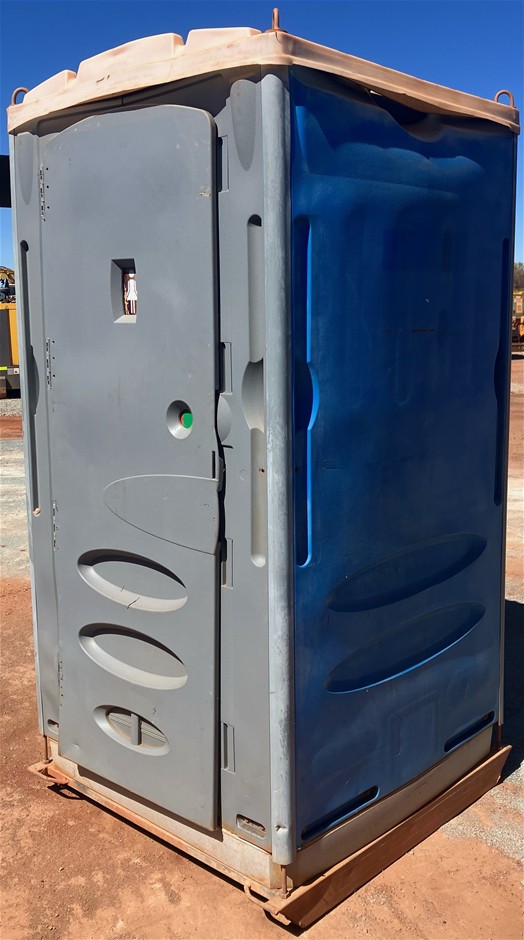 Toilet Portable - Fresh Water Flush - Newman