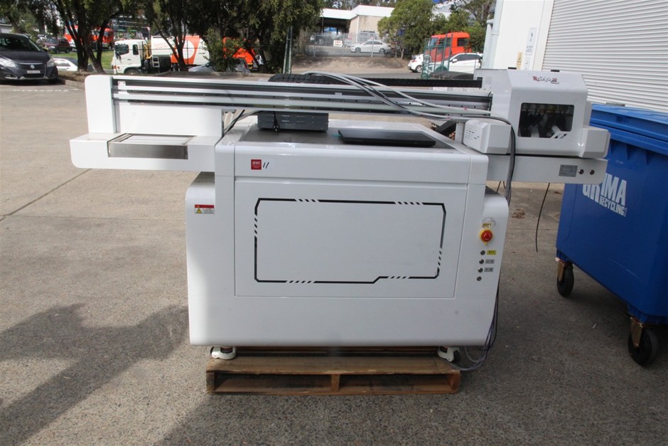 Rainbow Inkjet NANO 9X Mobile Large Format UV Merchandise Printer