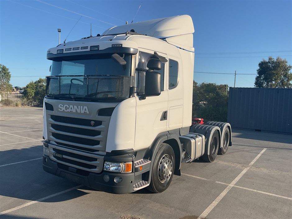 2017 Scania G440 6 x 2 Auto Prime Mover