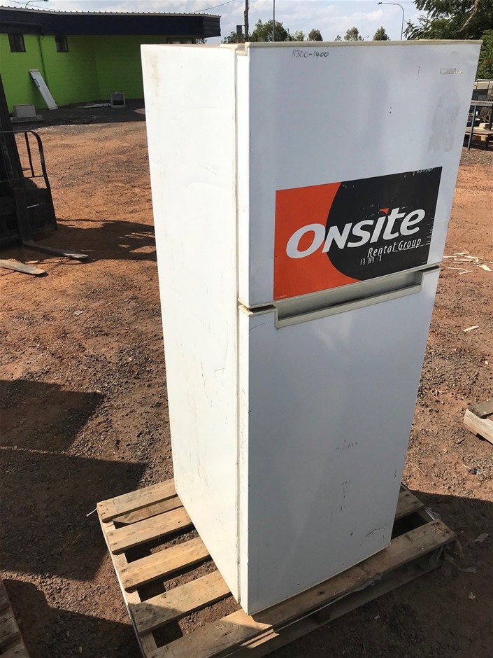 1x Refrigerator - 300ltr & 1x Urn - 20ltr