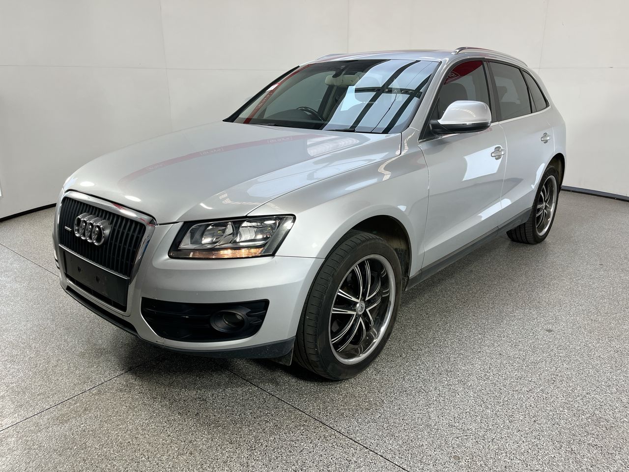 2009 Audi Q5 2.0 TFSI Quattro 8R Automatic Wagon