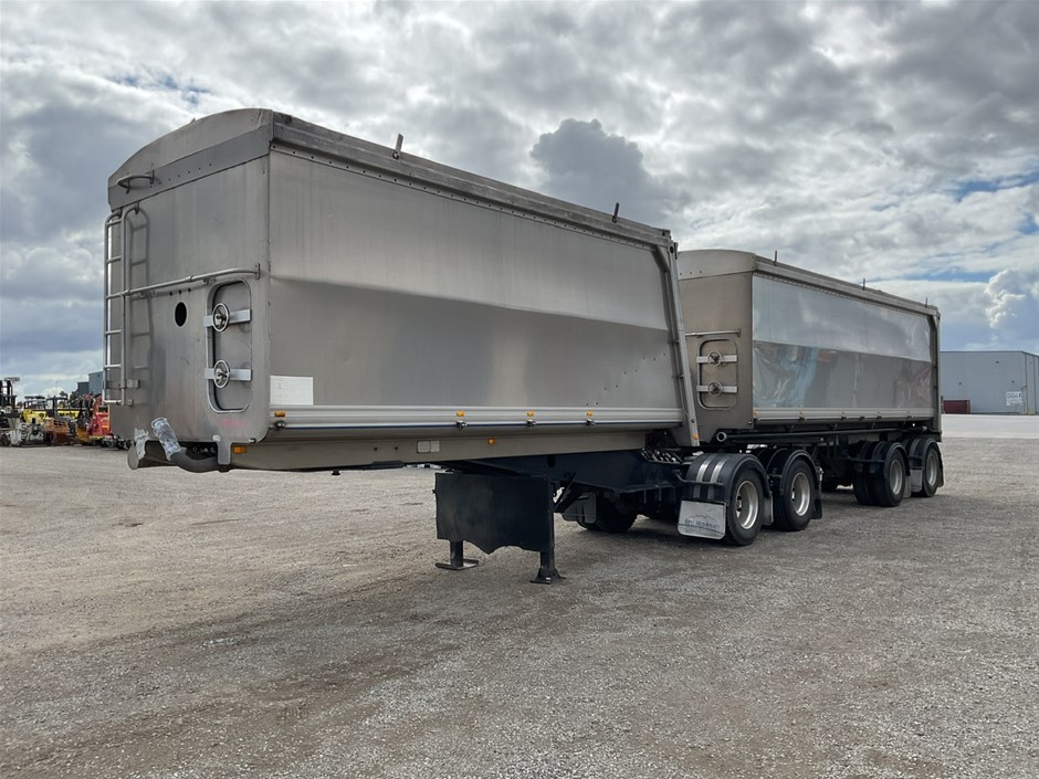 2002 Tefco Tandem Grain Tipper A and B Double Combination