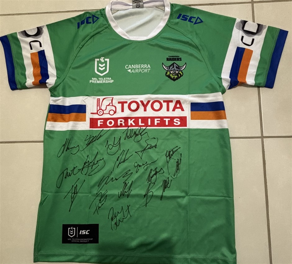 CANBERRA RAIDERS 2025 SQUAD SIGNED JERSEY Auction (0003-2573838 ...
