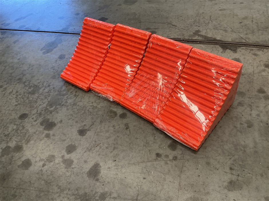 <p>GAFF 18455 wheel Chock x 4 </p>