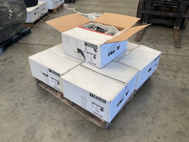 5 x 1EV R1600 20” Statin Black 5 Stud Rims