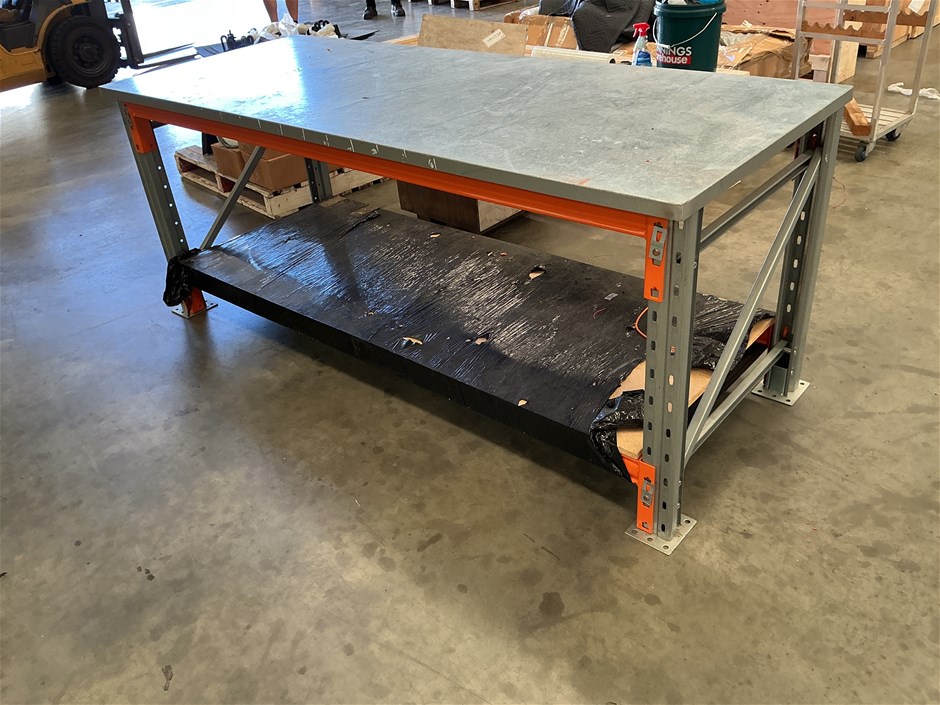 <p>Heavy Duty Industrial Workbench Adjustable </p>