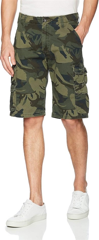 WRANGLER Men's Cargo Short, Size 42, 100% Cotton, Forest Green Camo, ZM6BSF
