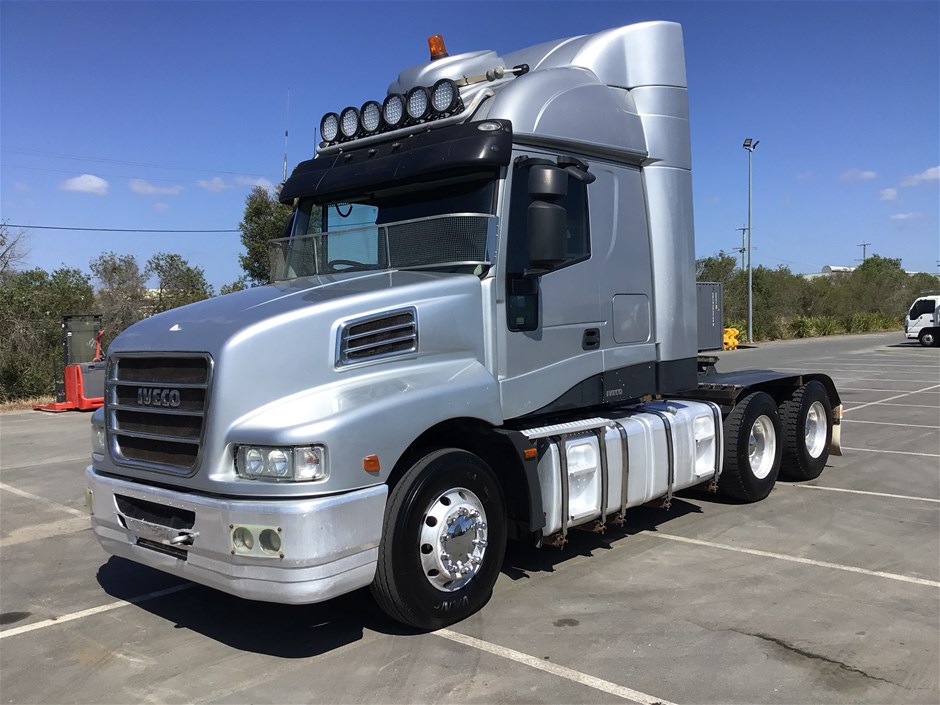 2010 Iveco Powerstar (Cummins) 6 x 4 Prime Mover Truck