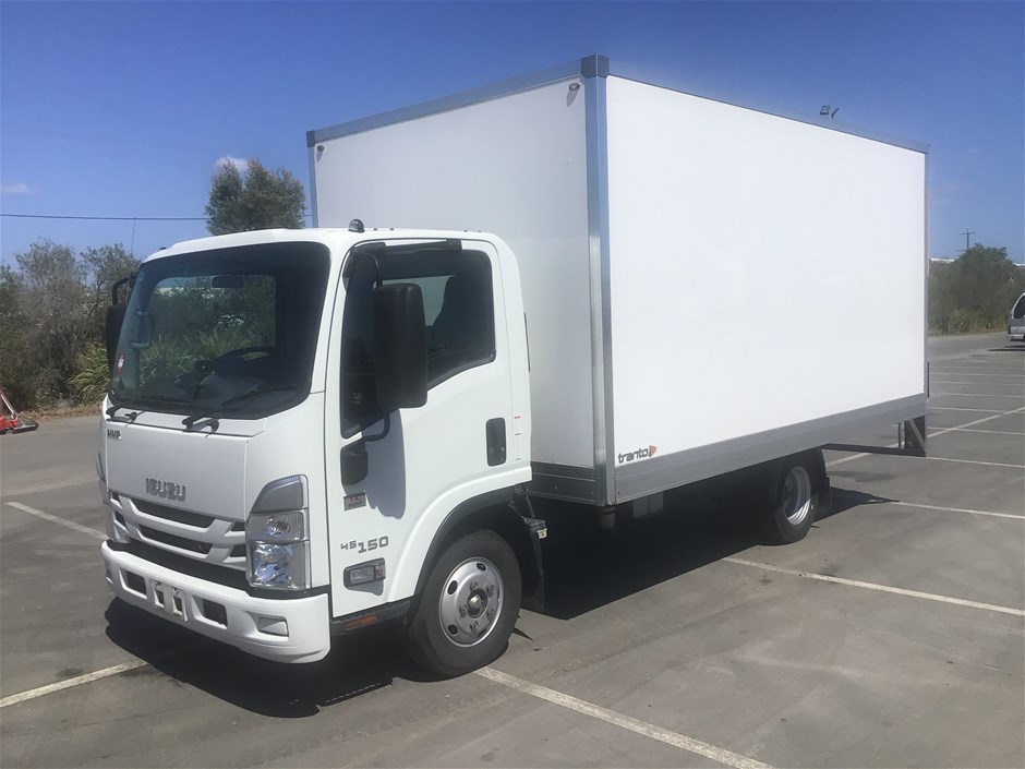 2023 Isuzu NNR 4 x 2 Pantech Truck