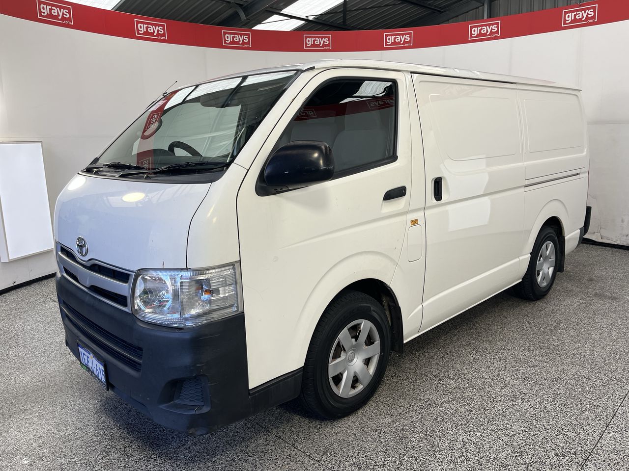 2013 Toyota Hiace LWB TRH201R Automatic Van