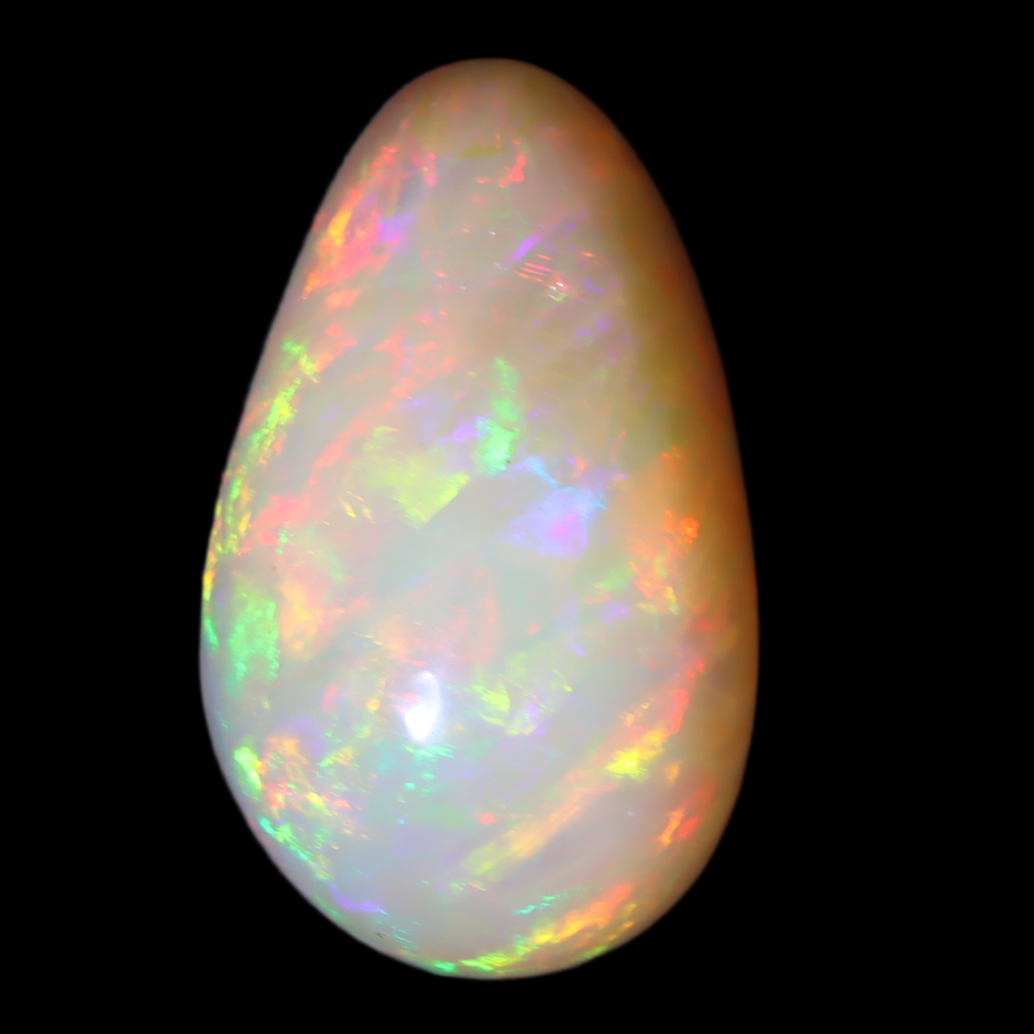 10.18 Carats White Color-Play Opal