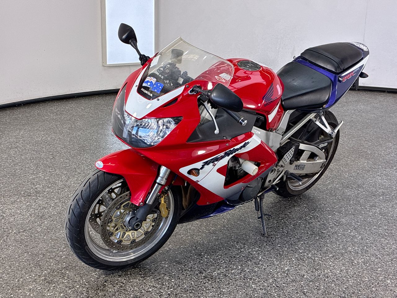 2001 Honda CBR 900RR Motorcycle