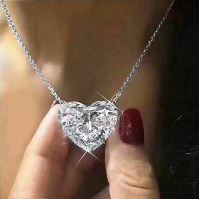 Stunning Designer Simulated Diamond Love Heart Pendant Necklace