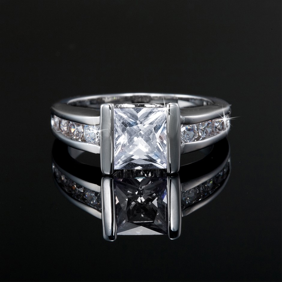 Classic Ring Featuring 9 Genuine Crystals by Swarovski®