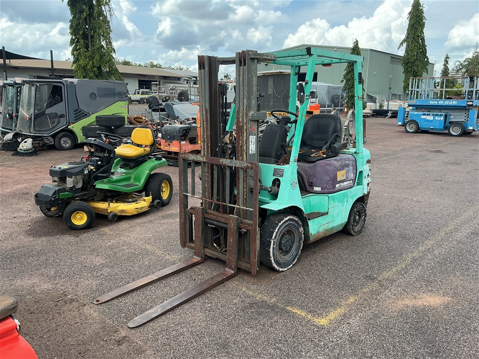 Unreserved Warehouse Clearance