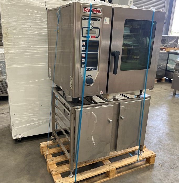 <p>Rational Combi 6 Tray Oven on Stand</p>
