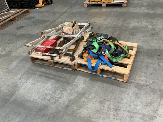Pallets x 2 of Various Metal Items and Harnesses