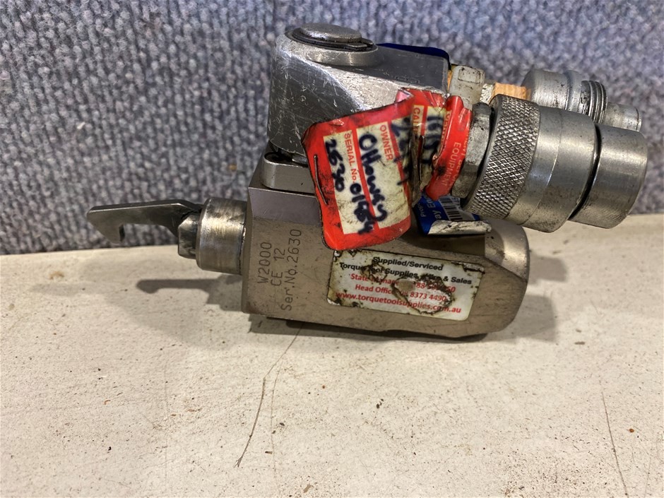 <p><p><strong>Enerpac W2000 Hydraulic Torque Wrench Drive Unit</p>