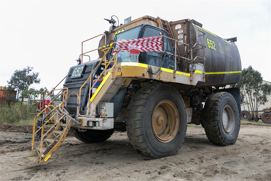 2005 Caterpillar 777F Water Cart (Mine Spec)