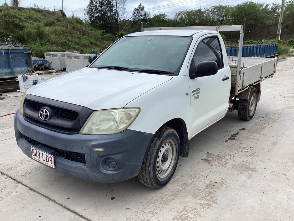 2009 Toyota Hilux 150 ser RWD Manual - 5 Speed Ute