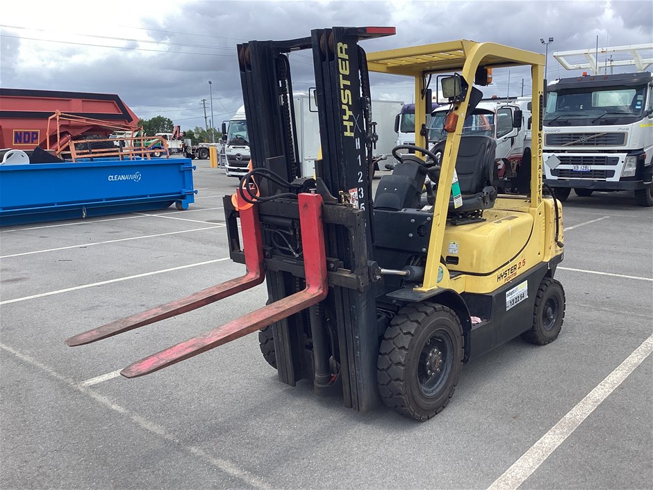 Hyster H2.5TX-2LE Counterbalance Forklift
