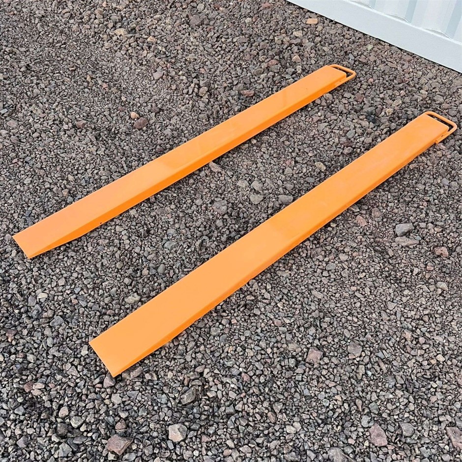 Unused 2025 Skid Steer Pallet Forks Extensions 
