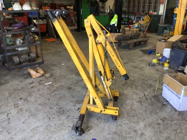 <p>TWM Mobile Engine Hoist</p>